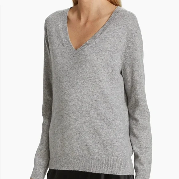 Vince Weekend V-Neck Cashmere Sweater